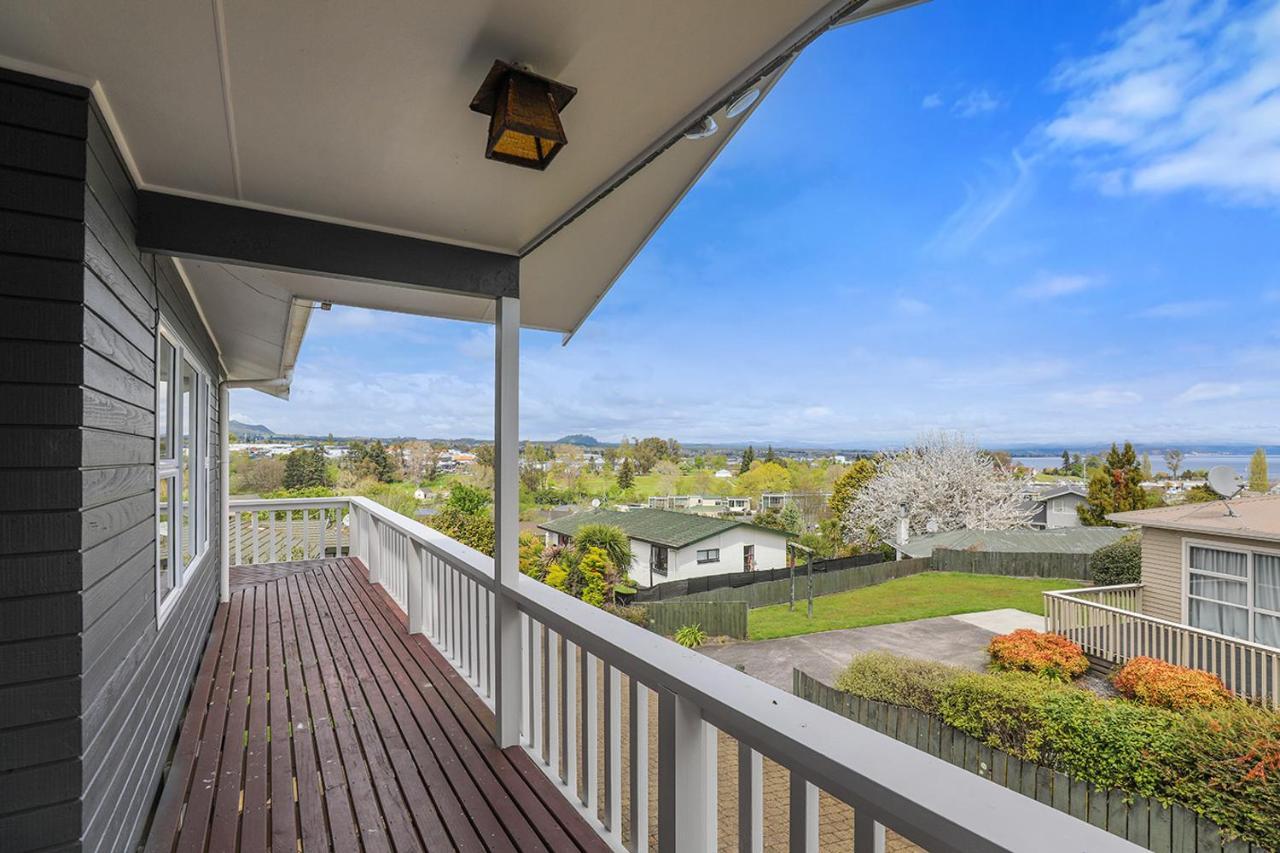 Woodward House Taupo Vila Exterior foto